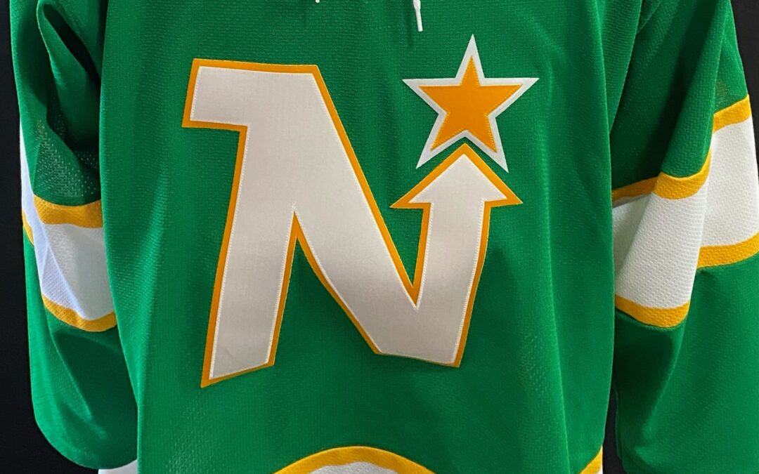 Neal Broten Authentic Vintage Minnesota North Stars Jersey CCM NHL Stitched L