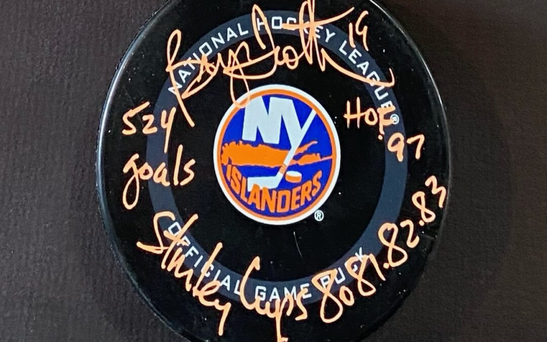 Bryan Trottier Signed New York Islanders Official Game Puck INS Goals HOF Stanley Cups