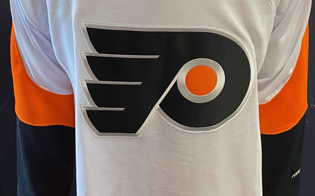Philadelphia Flyers Vintage Hockey Jersey Stitched White Reebok Licensed NHL Med