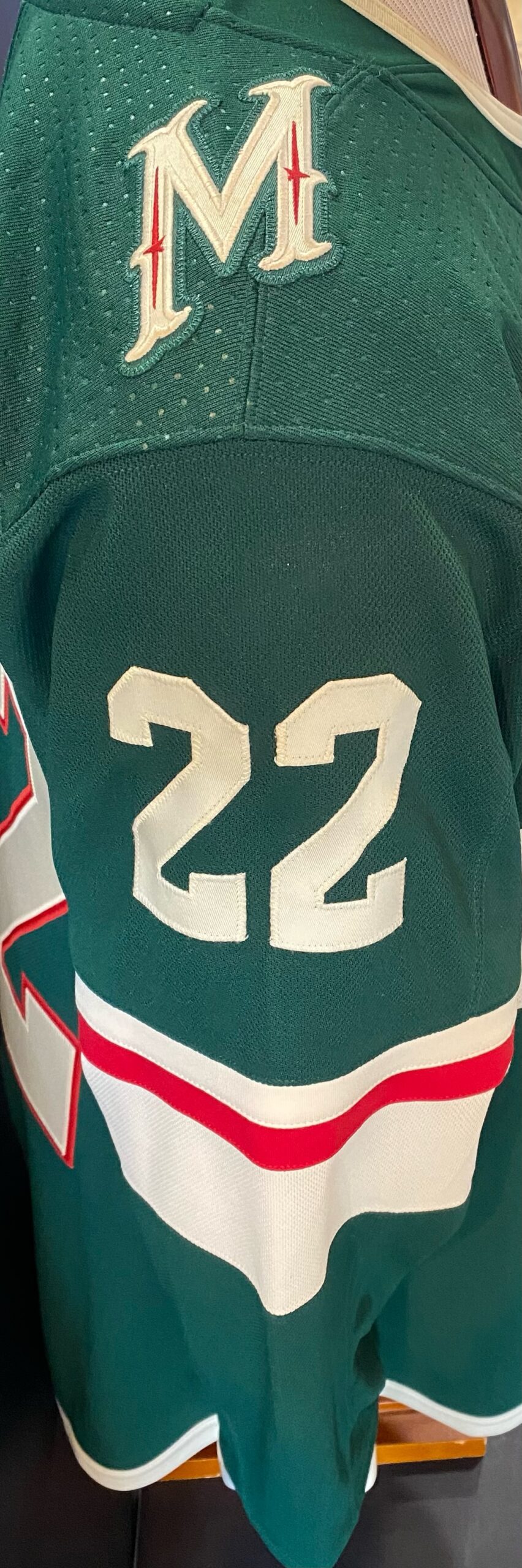MN Wild #22 Nino Niederreiter Signed, Player Worn Hockey Fights Cancer Wild  Jersey - NHL Auctions
