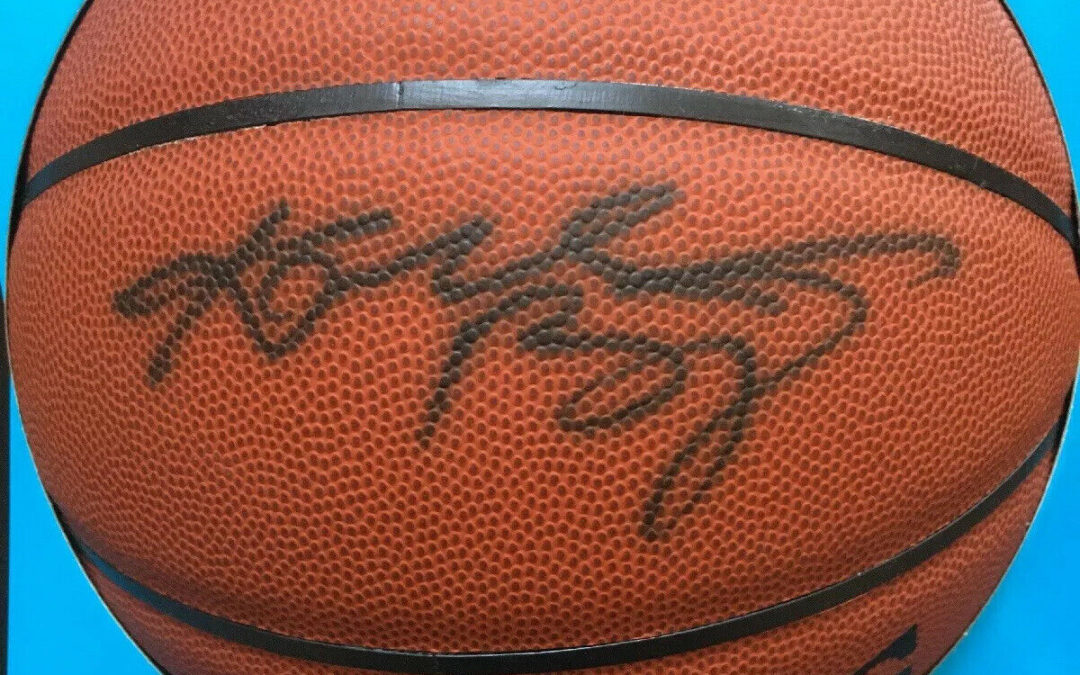 Kobe Bryant Lakers Signed Spalding I/O NBA Basketball bold vintage auto PSA COA
