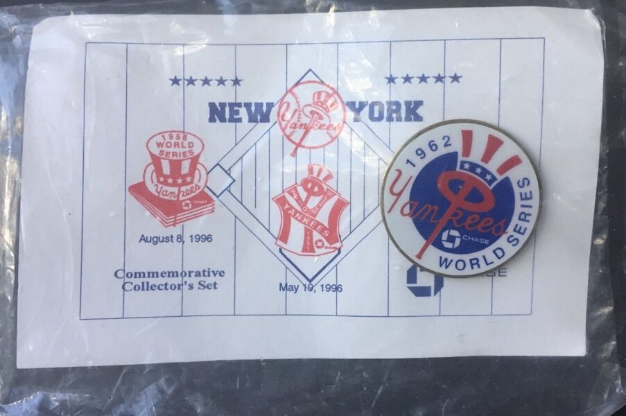 New York Yankees 1962 World Series Pin Maris Mantle Sealed Sga Chase Mint