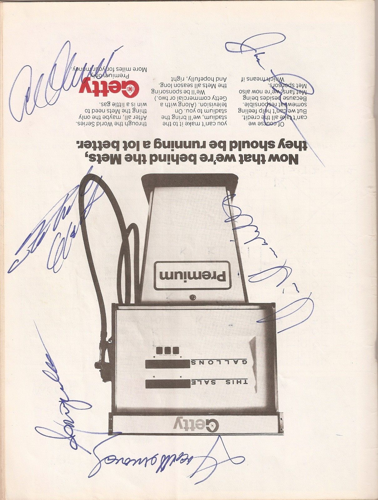 Roberto Clemente Signed 1972 Pittsburgh Pirates Program Mint Autograph  PSA/DNA