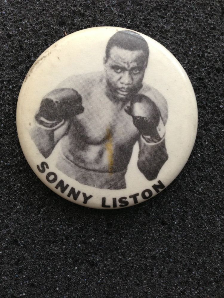 Sonny Liston Pin Button ALI 1960s Vintage original Boxing Champion nice shape nm