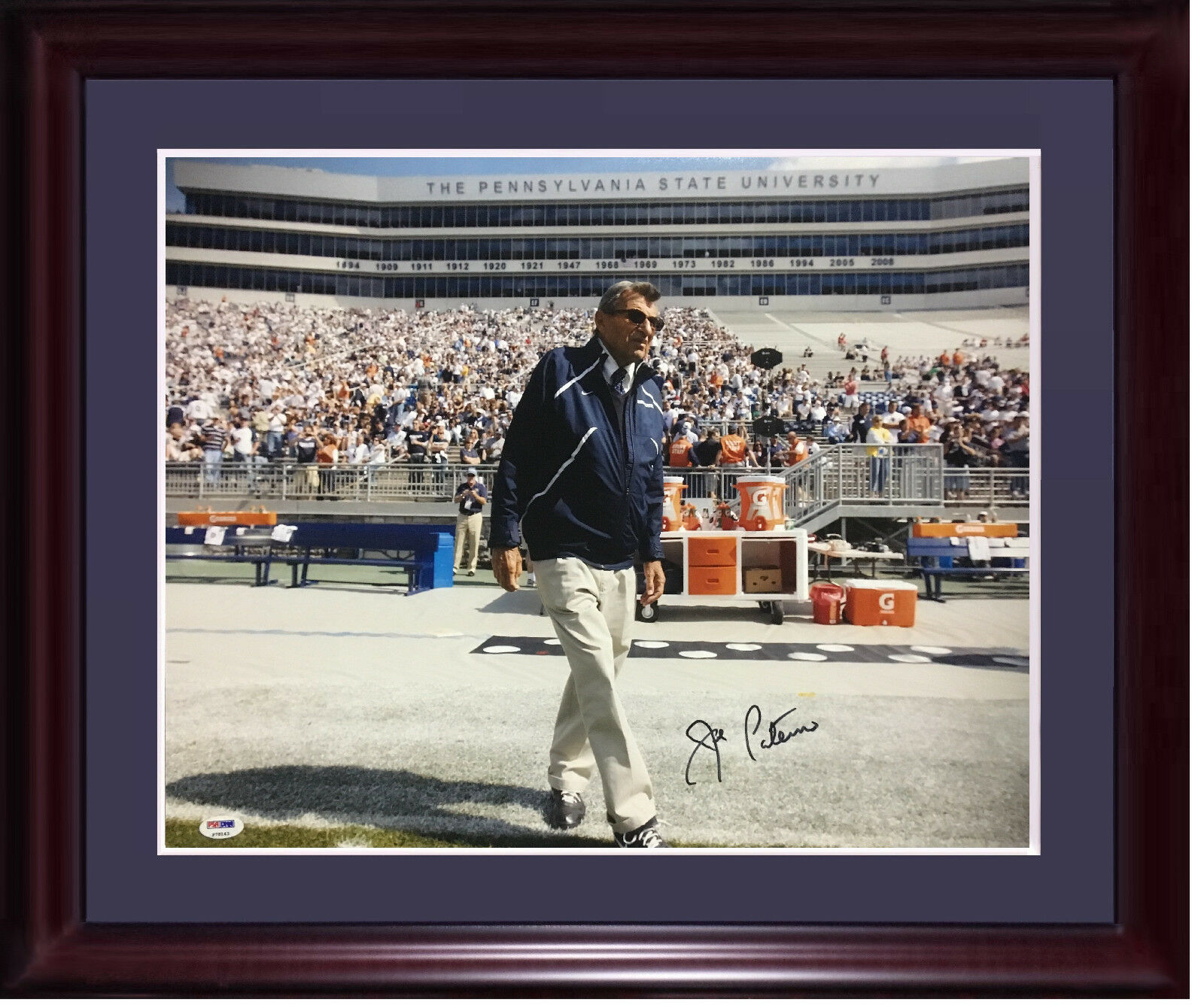 Joe Paterno signed 16×20 Penn State photo framed autograph PSA/DNA COA