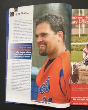 2004 Mike Piazza Makes History 352 Hr Mets Magazine Program Rare - Image 4