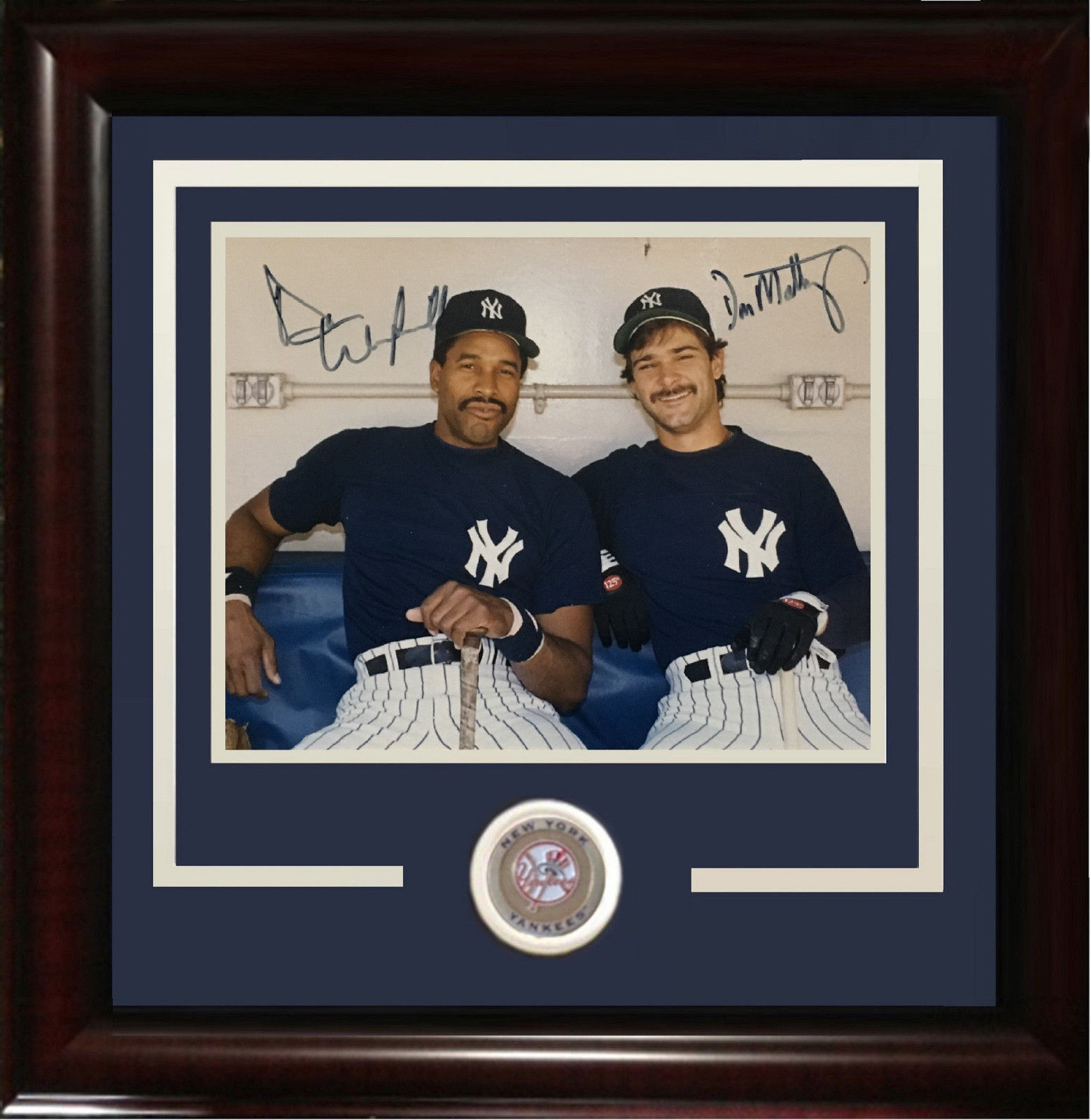 Autographed New York Yankees Don Mattingly Fanatics Authentic 8 x 10  Batting Photograph